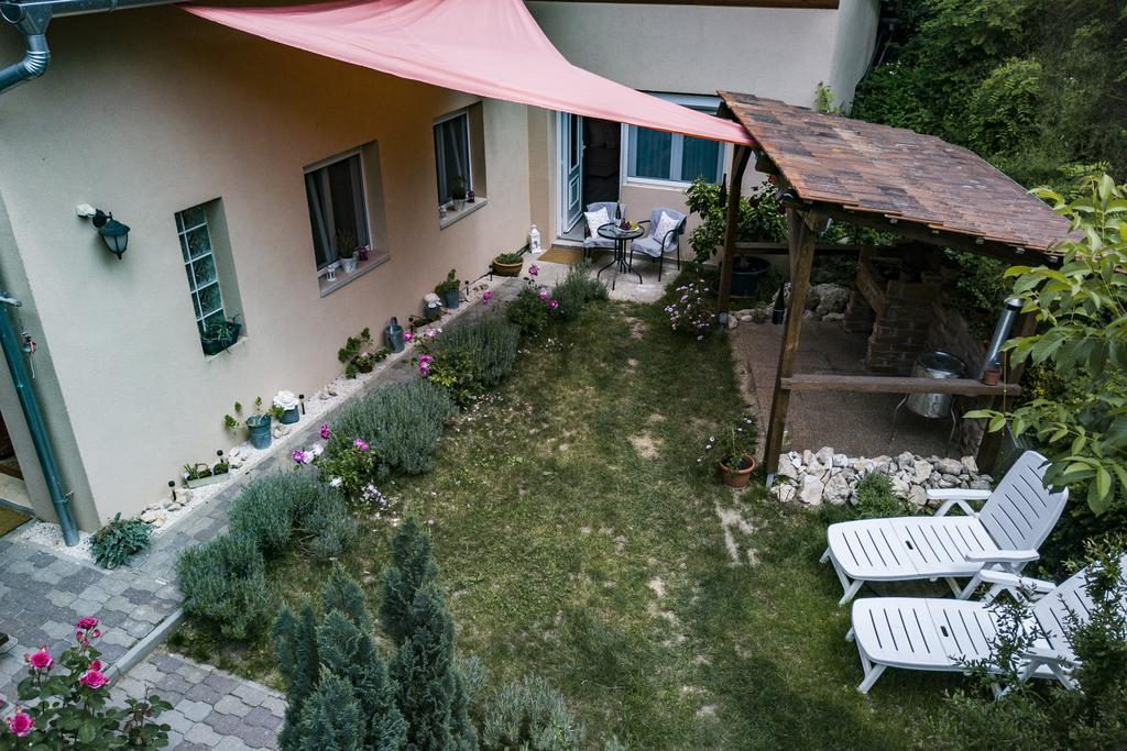 Vagi Apartment Sárvár Exteriör bild