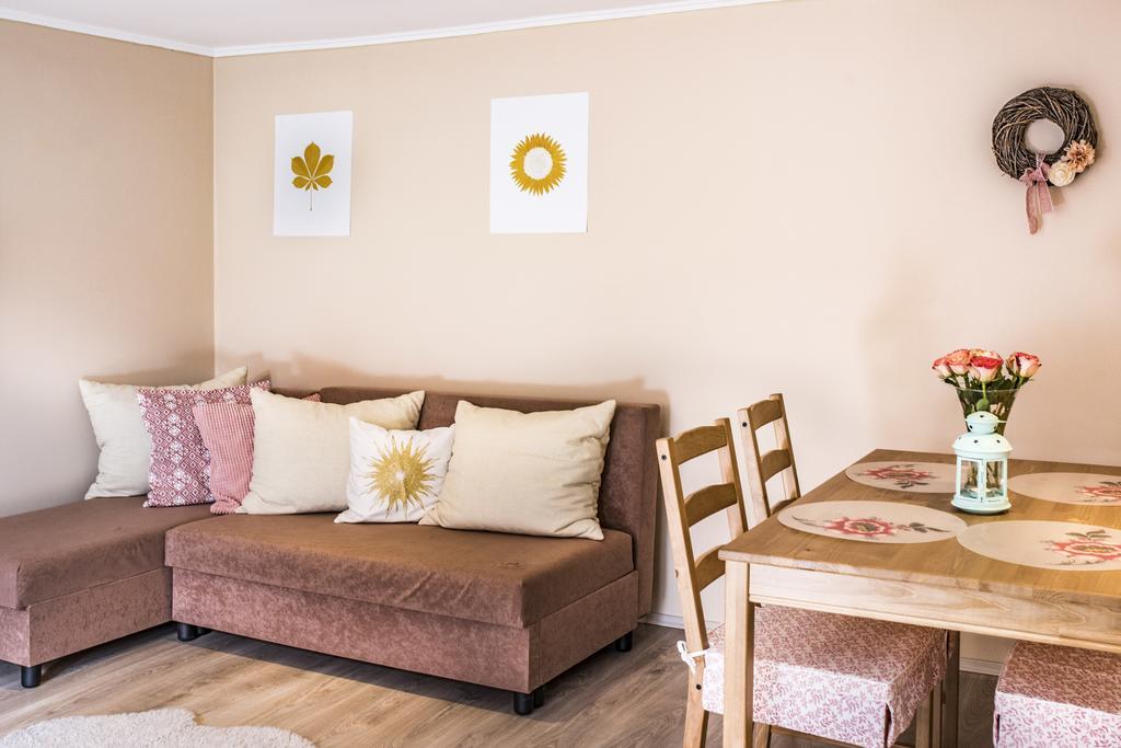 Vagi Apartment Sárvár Exteriör bild